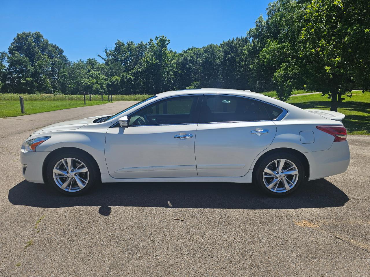 Nissan Altima 4dr Sdn I4 2.5 SL 2013