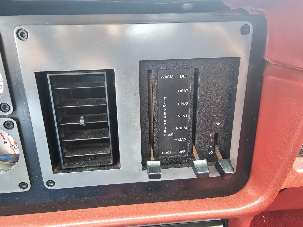 Ford Mustang 3dr Hatchback LX 1984