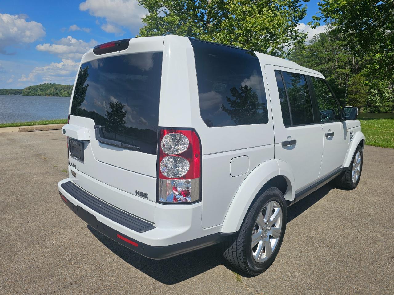 Land Rover LR4 4WD 4dr LUX 2013