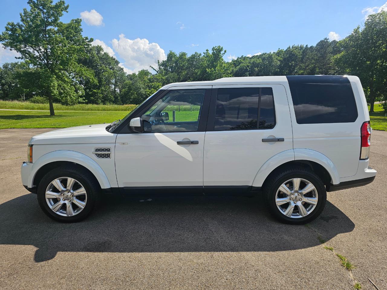 Land Rover LR4 4WD 4dr LUX 2013