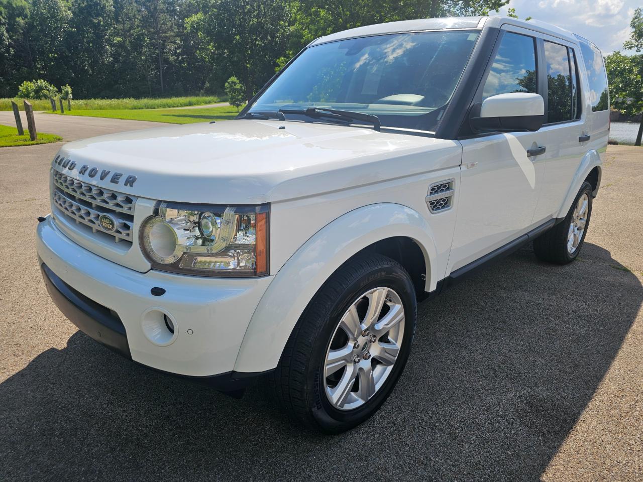 Land Rover LR4 4WD 4dr LUX 2013