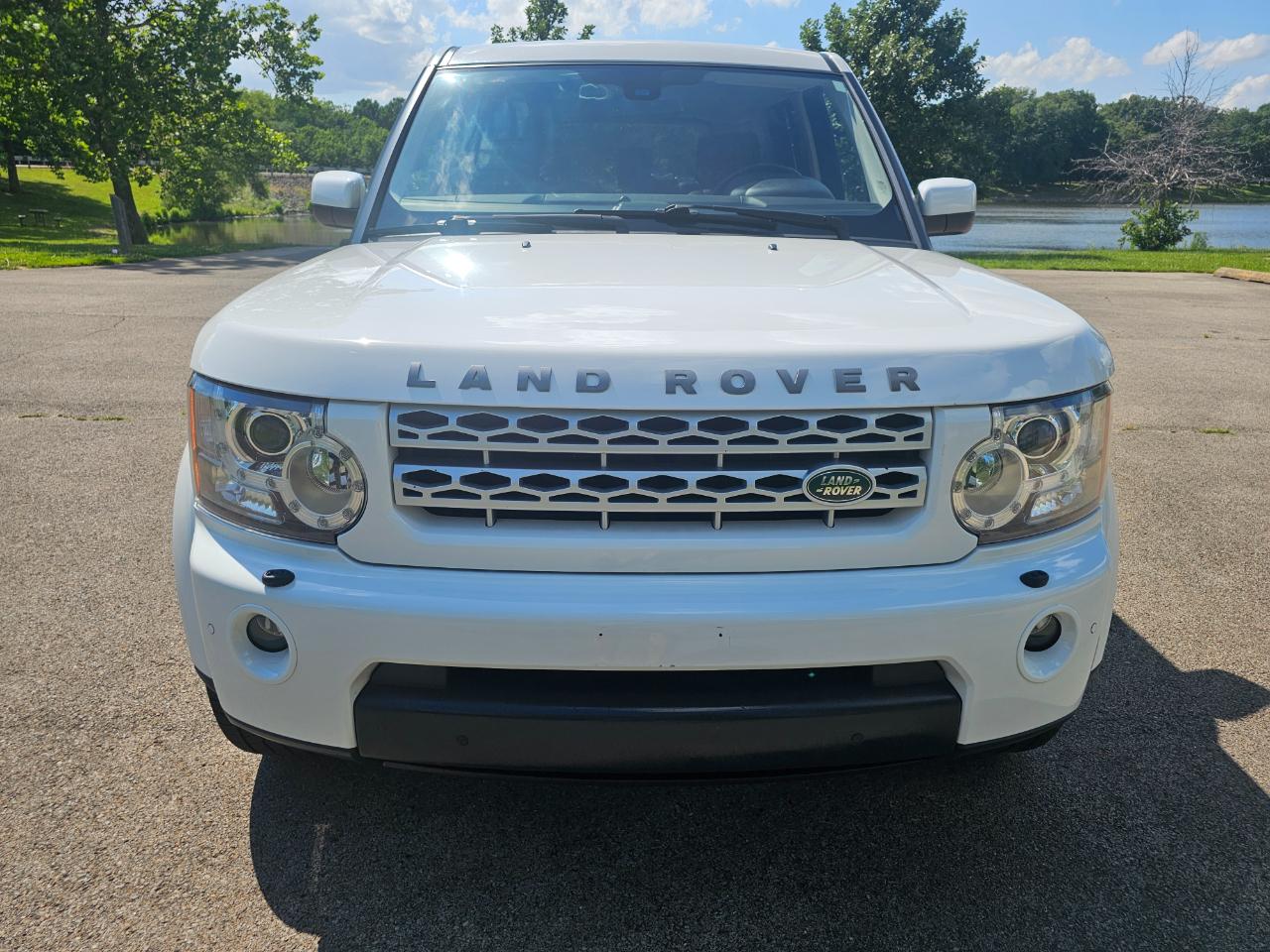 Land Rover LR4 4WD 4dr LUX 2013