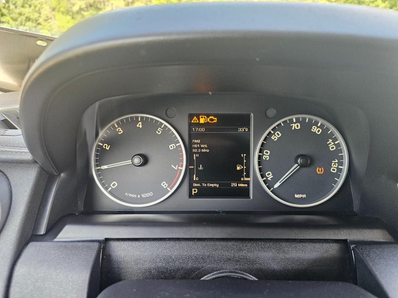 Land Rover LR4 4WD 4dr LUX 2013