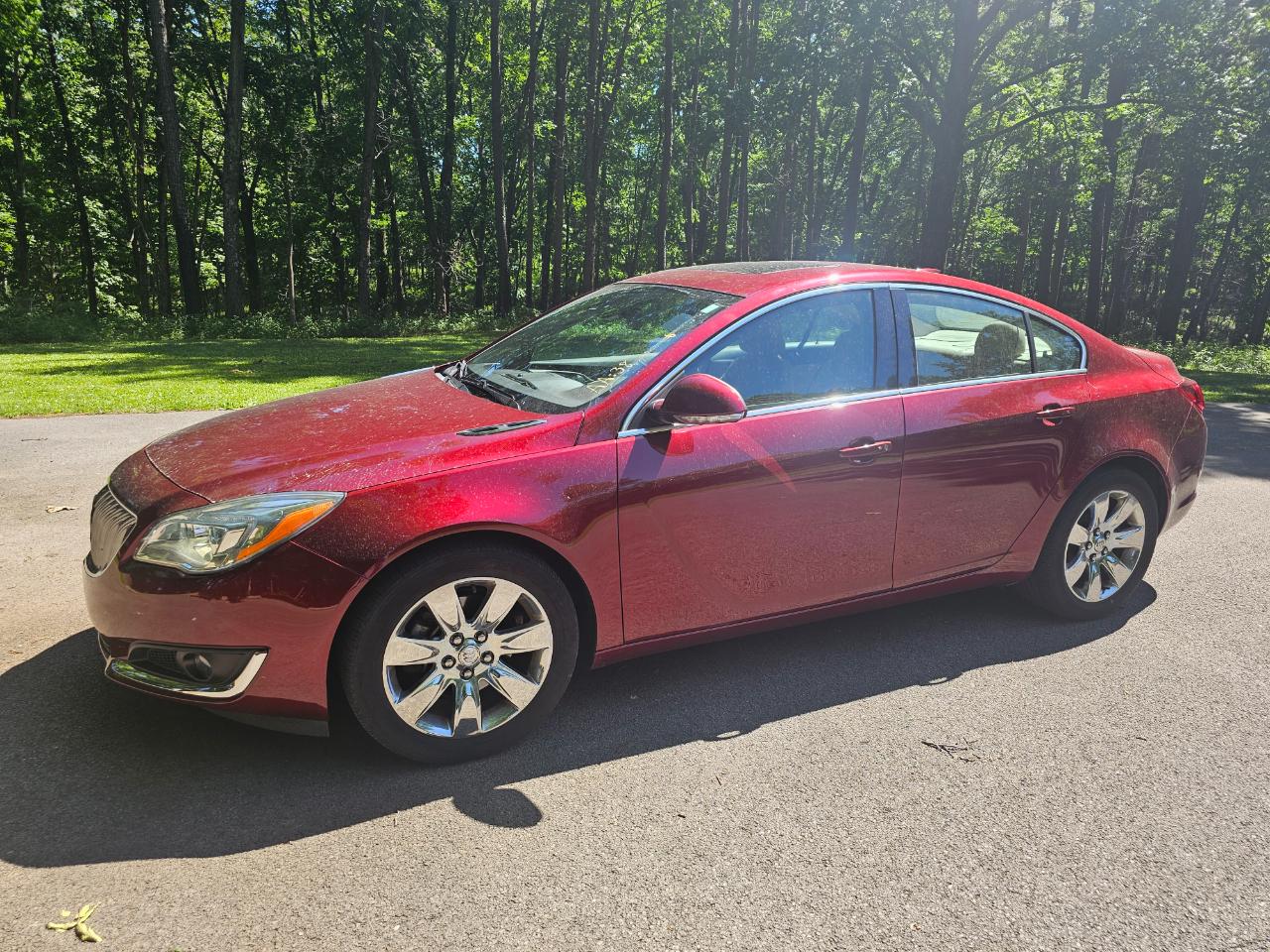 Buick Regal 4dr Sdn Premium II FWD 2016