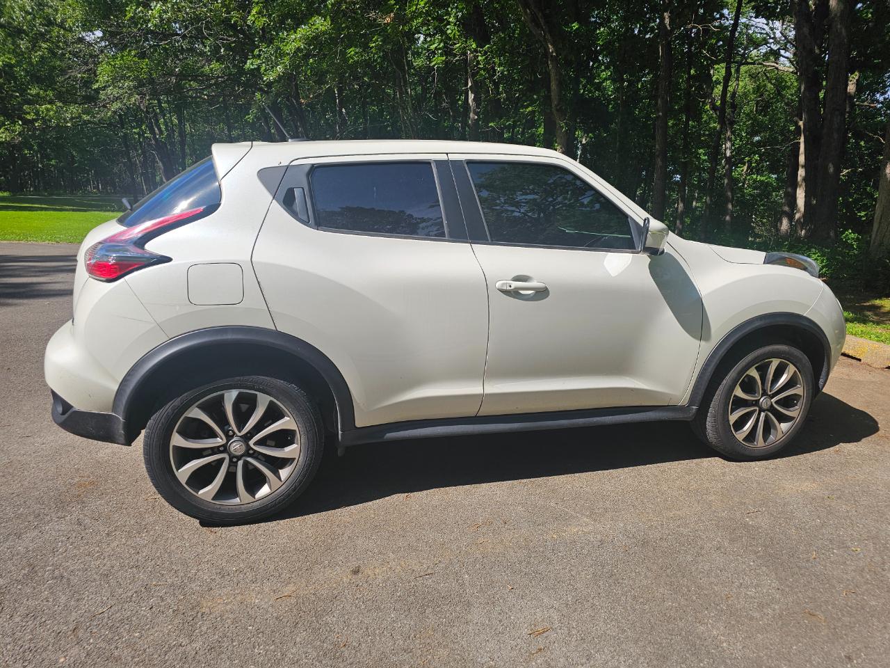 Nissan Juke FWD SL 2017