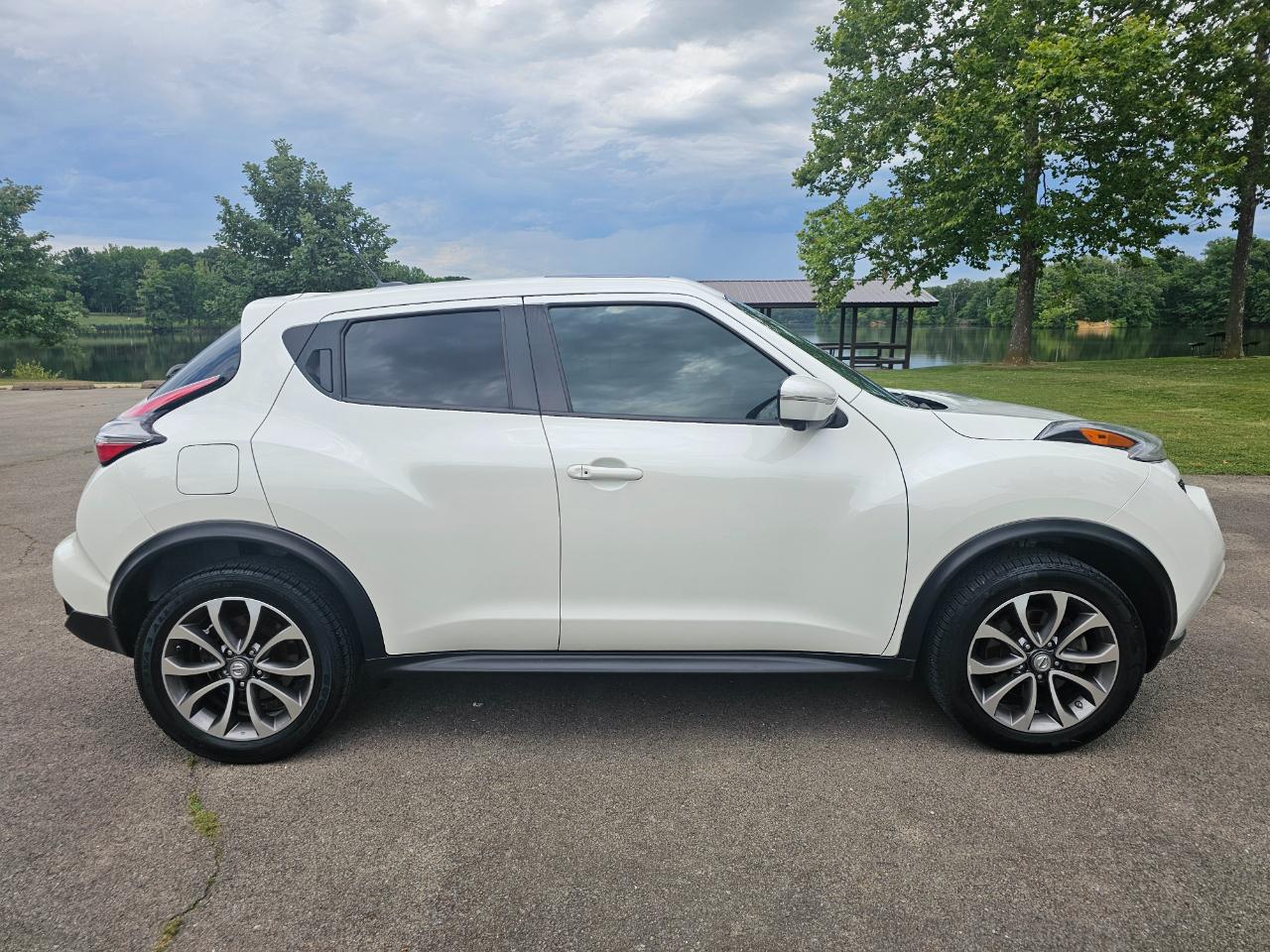 Nissan Juke FWD SL 2017