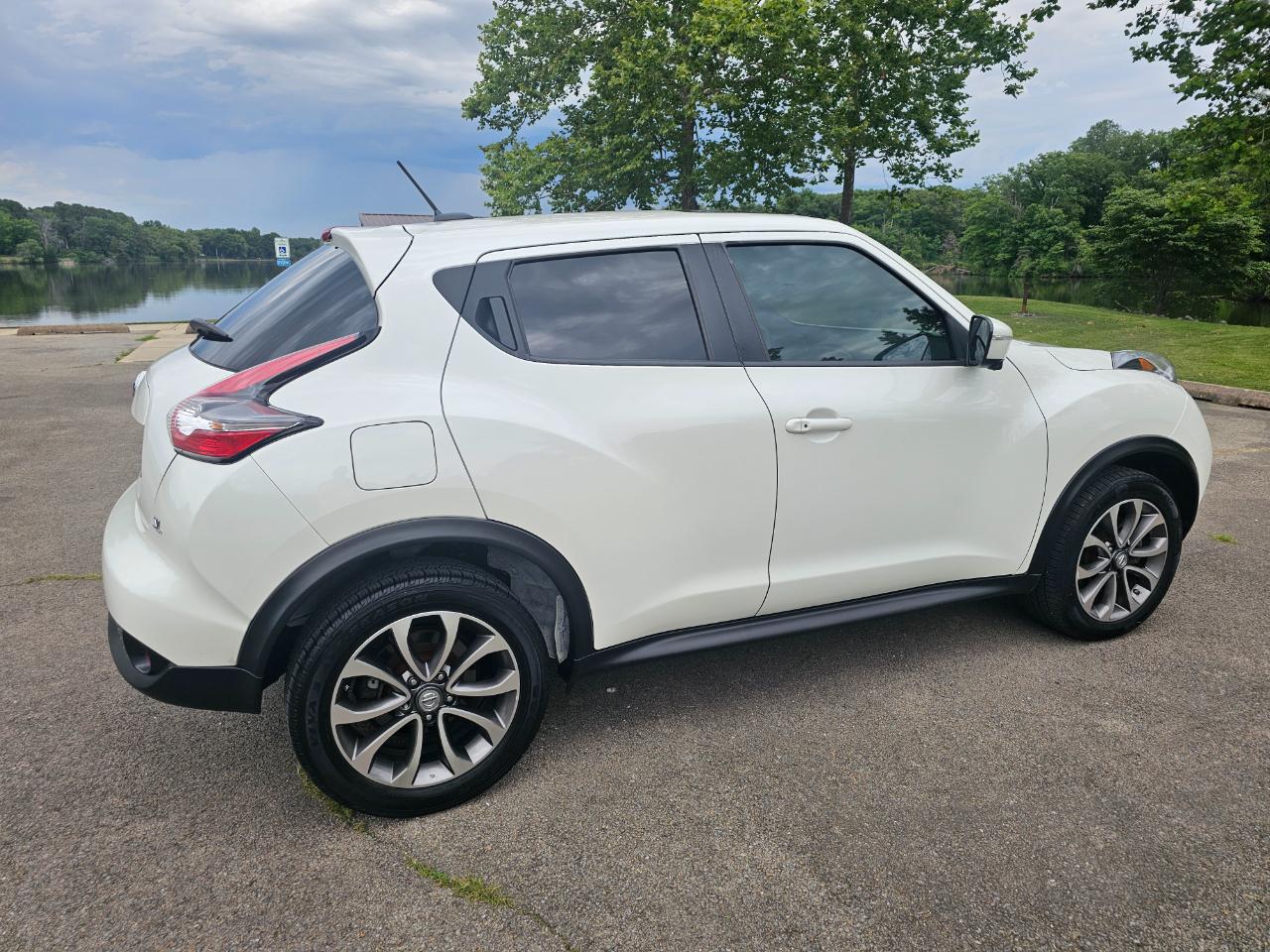 Nissan Juke FWD SL 2017