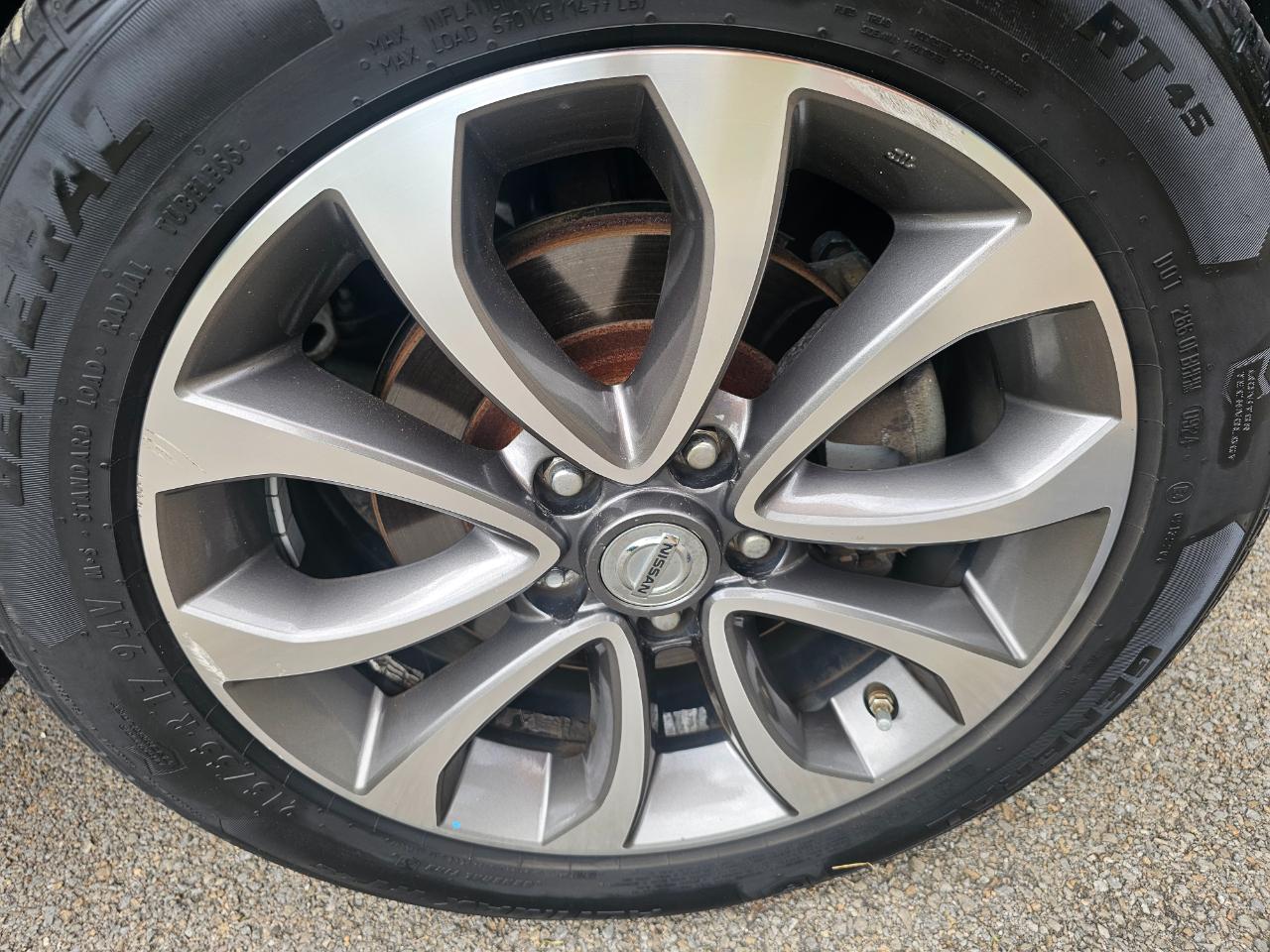Nissan Juke FWD SL 2017
