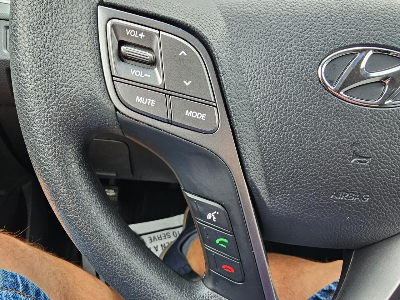 Hyundai Santa Fe Sport FWD 4dr 2.4 2014