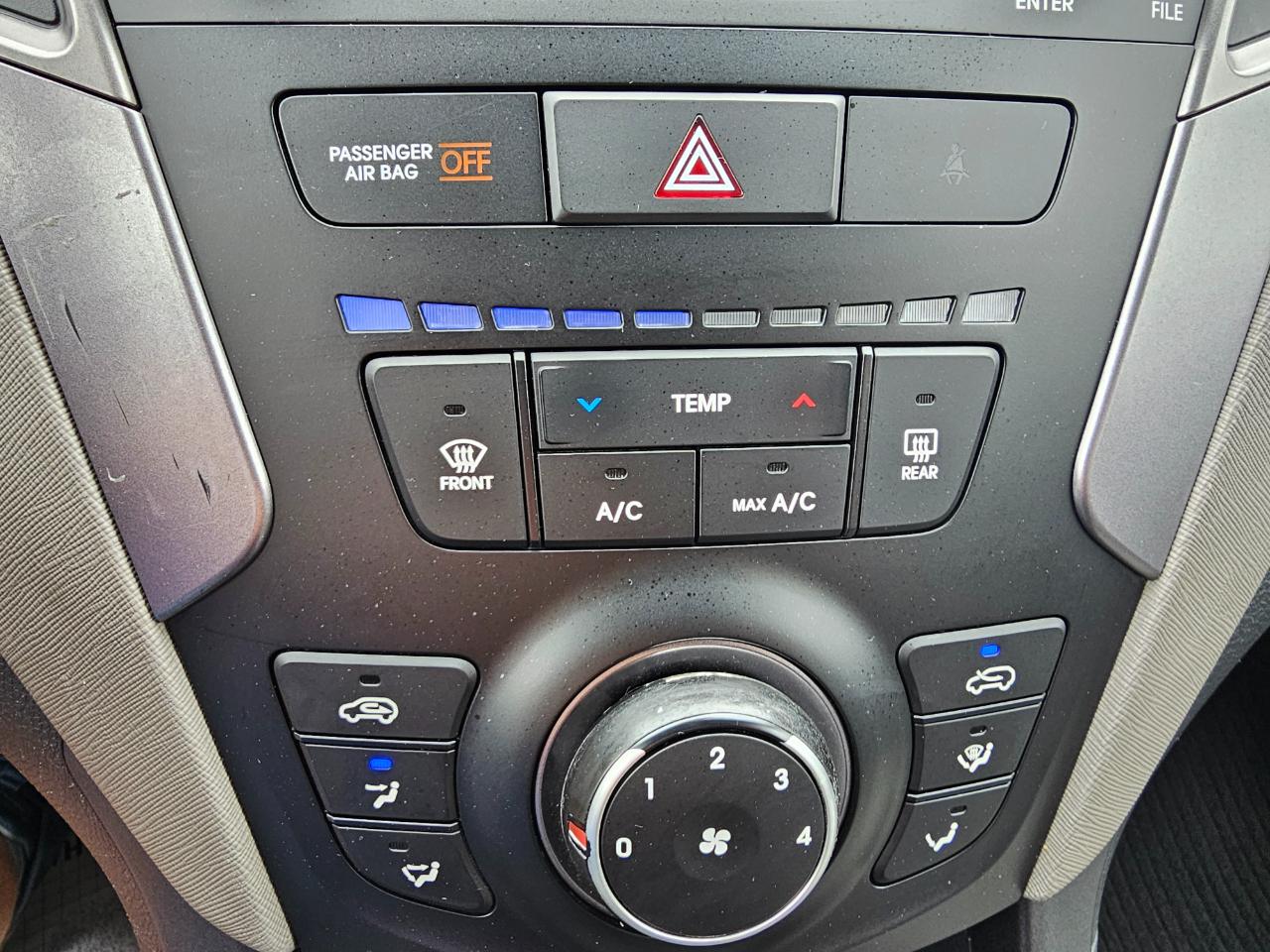 Hyundai Santa Fe Sport FWD 4dr 2.4 2014