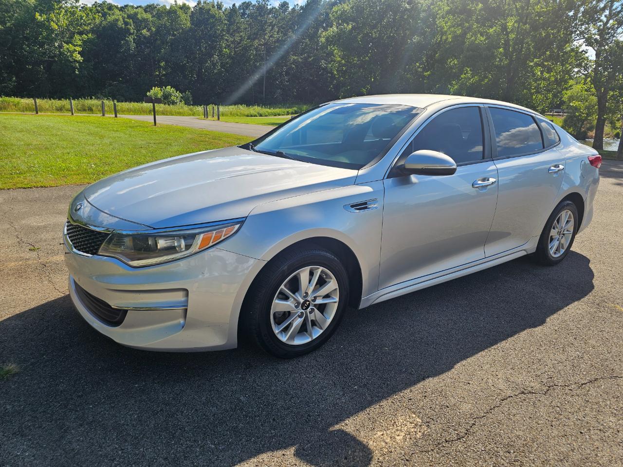 Kia Optima 4dr Sdn LX 2016