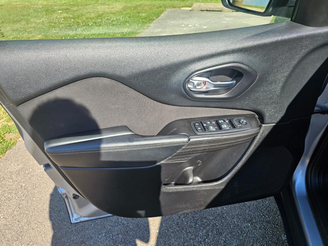 Jeep Cherokee FWD 4dr Latitude 2014