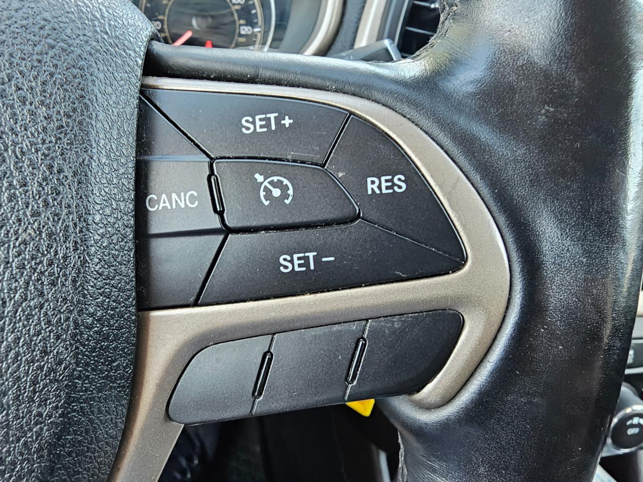 Jeep Cherokee FWD 4dr Latitude 2014