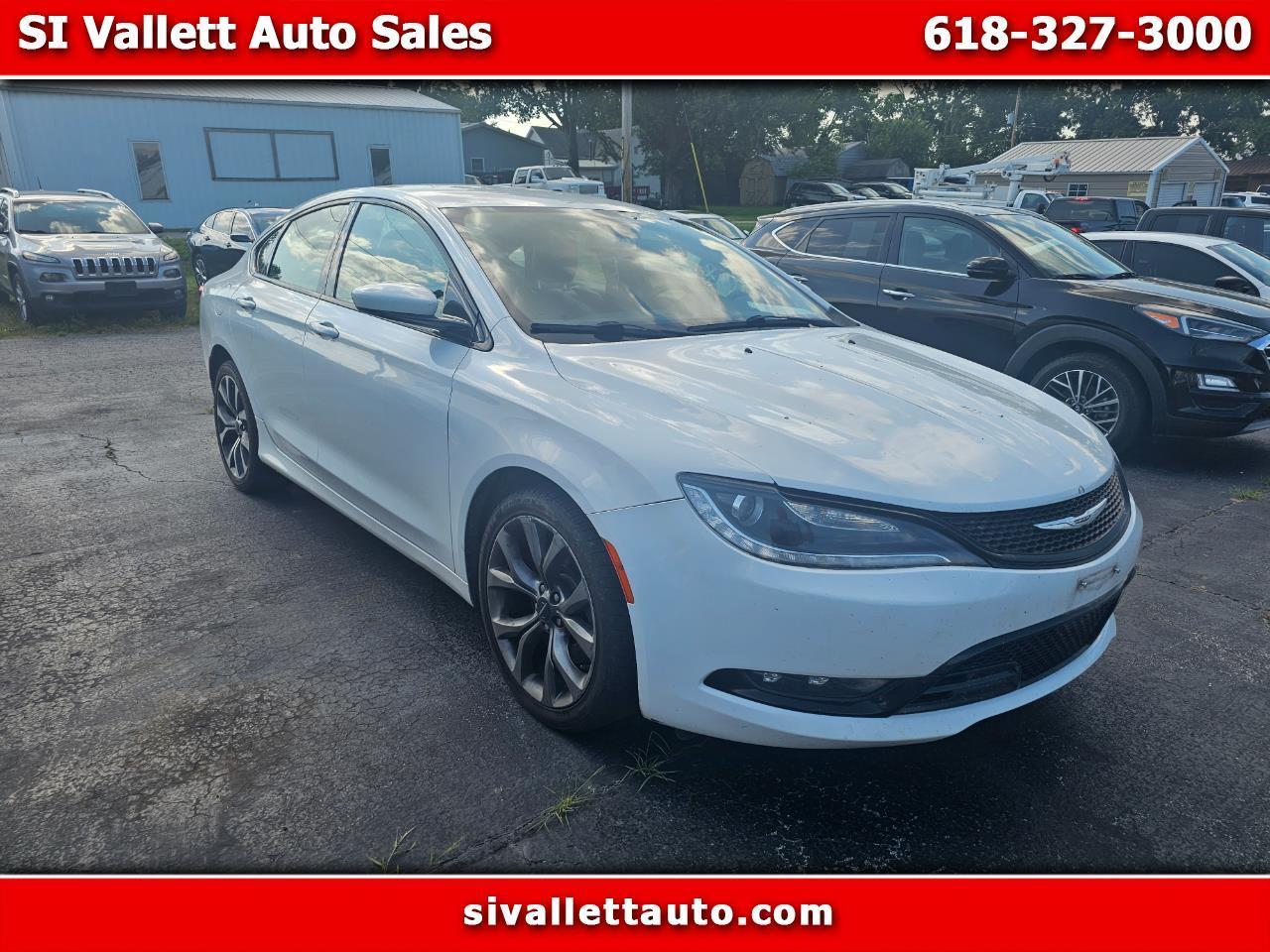 Chrysler 200 4dr Sdn S AWD 2015