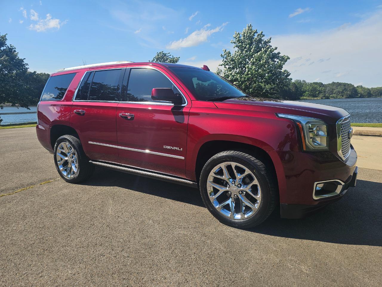 GMC Yukon 4WD 4dr Denali 2017