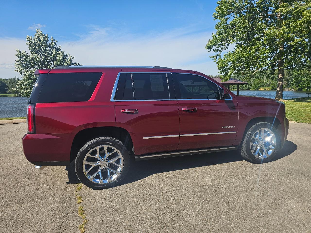 GMC Yukon 4WD 4dr Denali 2017