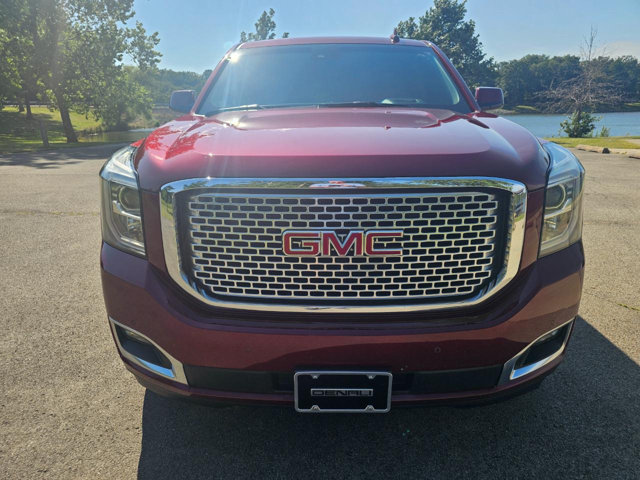 GMC Yukon 4WD 4dr Denali 2017