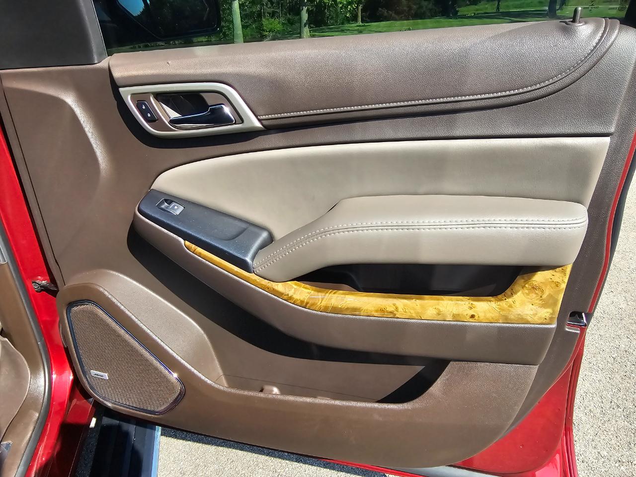 GMC Yukon 4WD 4dr Denali 2017