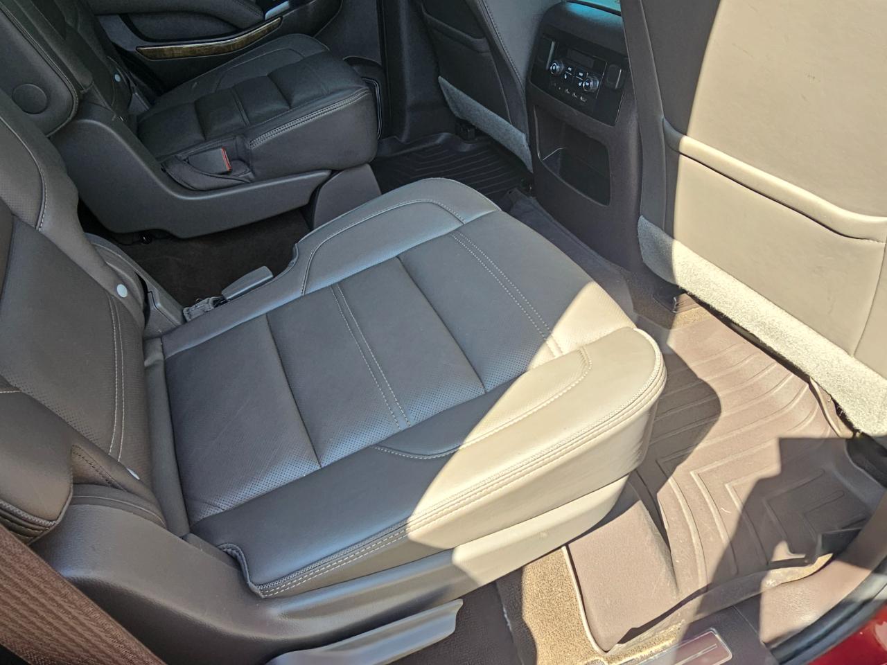 GMC Yukon 4WD 4dr Denali 2017