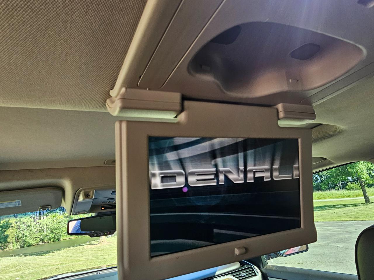 GMC Yukon 4WD 4dr Denali 2017