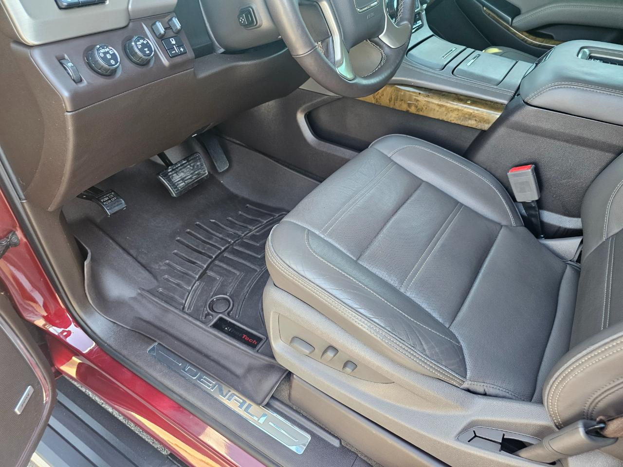 GMC Yukon 4WD 4dr Denali 2017