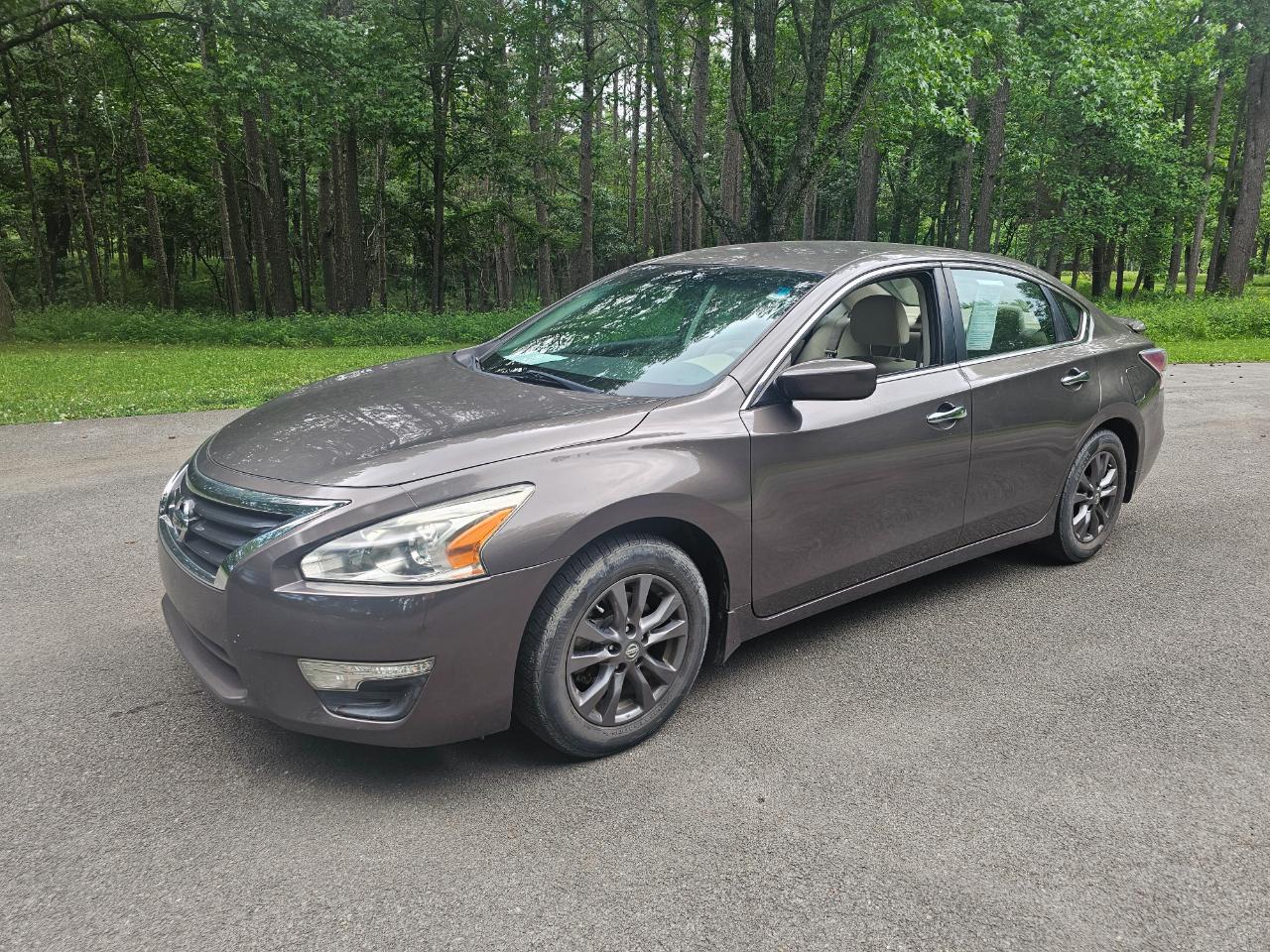 Nissan Altima 4dr Sdn I4 2.5 S 2015