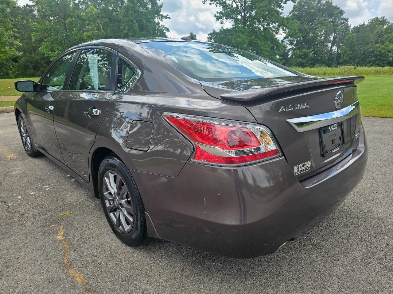 Nissan Altima 4dr Sdn I4 2.5 S 2015
