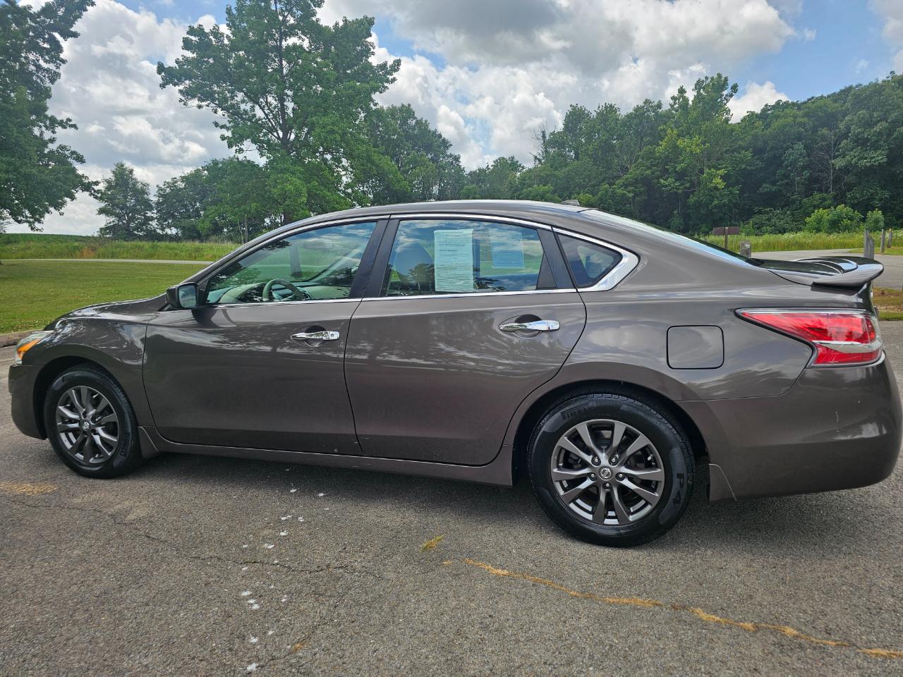 Nissan Altima 4dr Sdn I4 2.5 S 2015