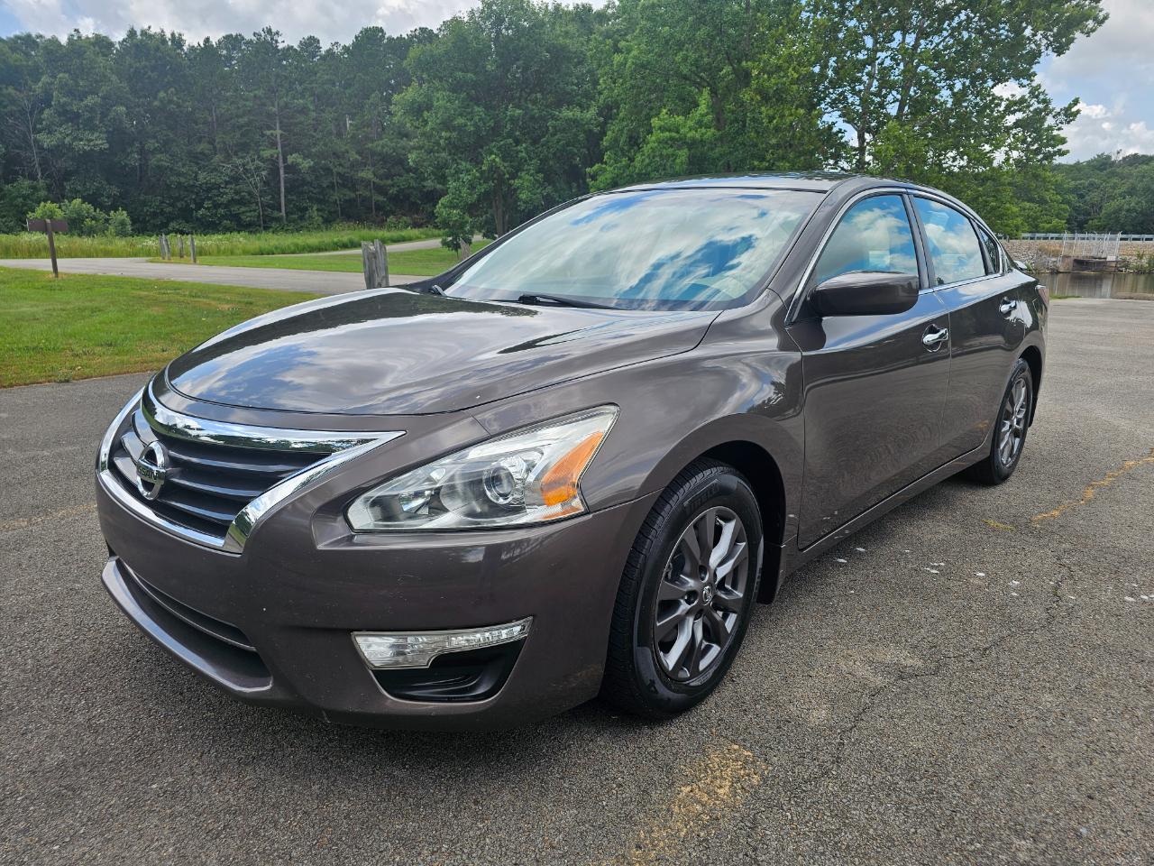 Nissan Altima 4dr Sdn I4 2.5 S 2015