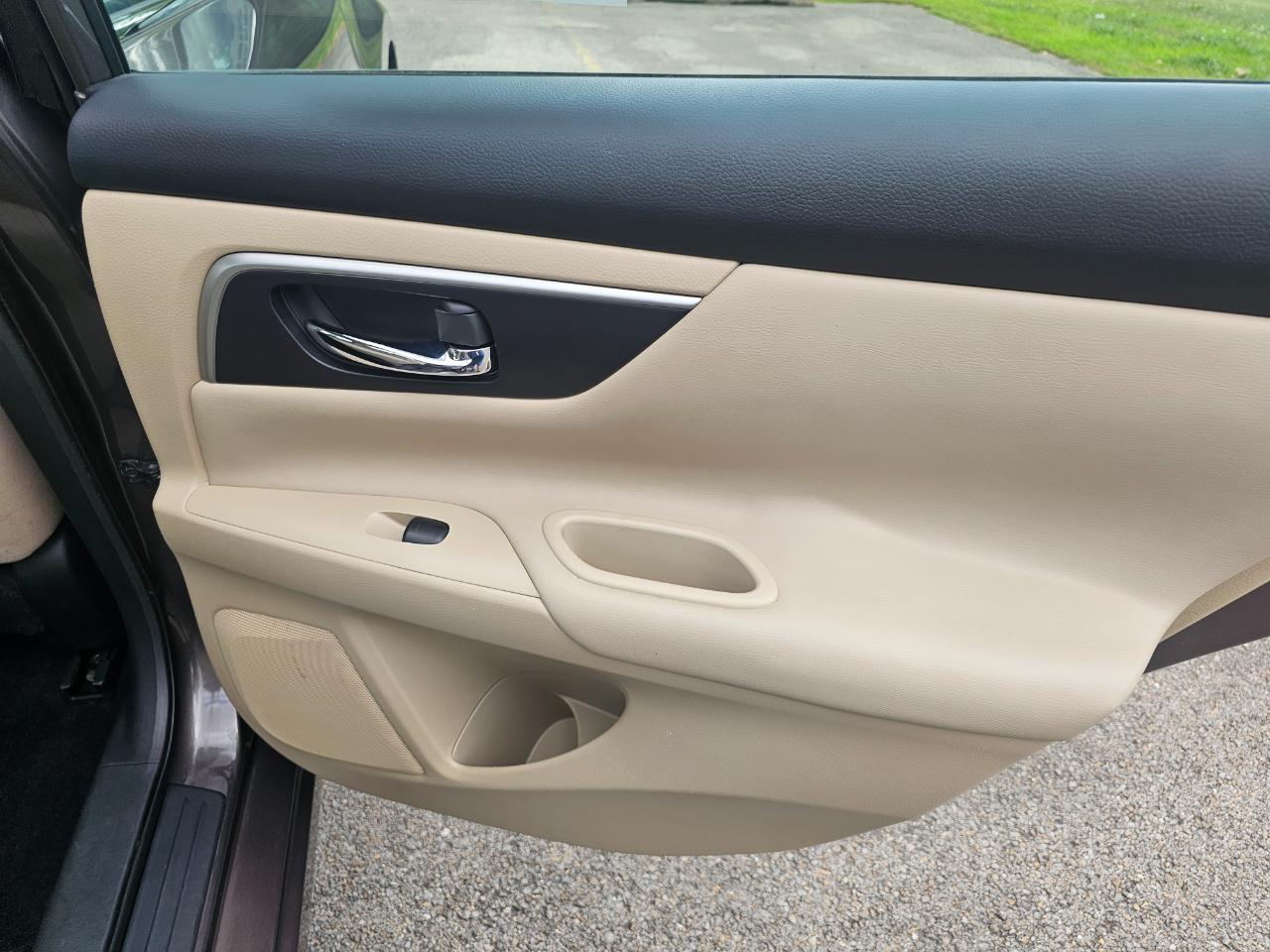 Nissan Altima 4dr Sdn I4 2.5 S 2015