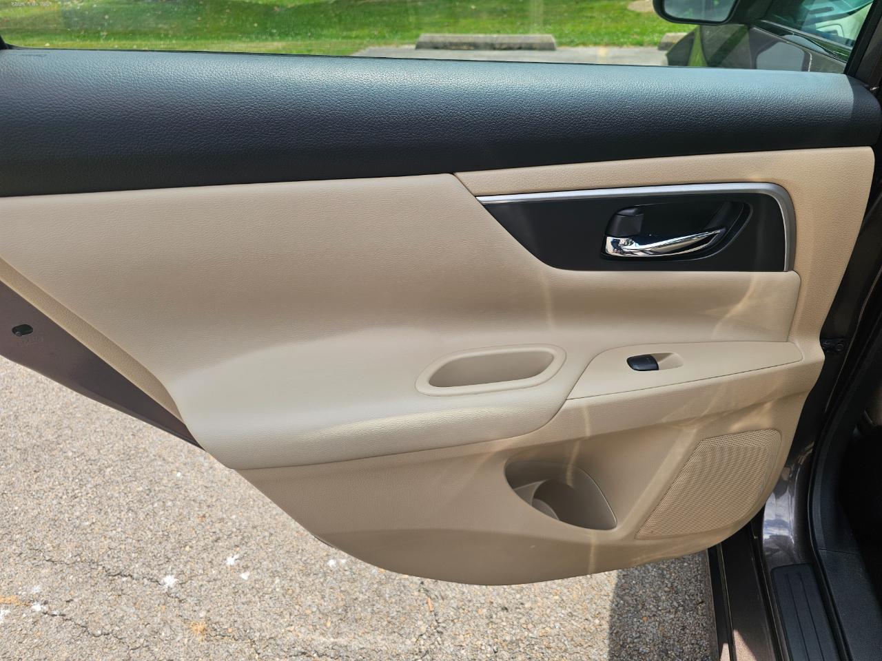 Nissan Altima 4dr Sdn I4 2.5 S 2015