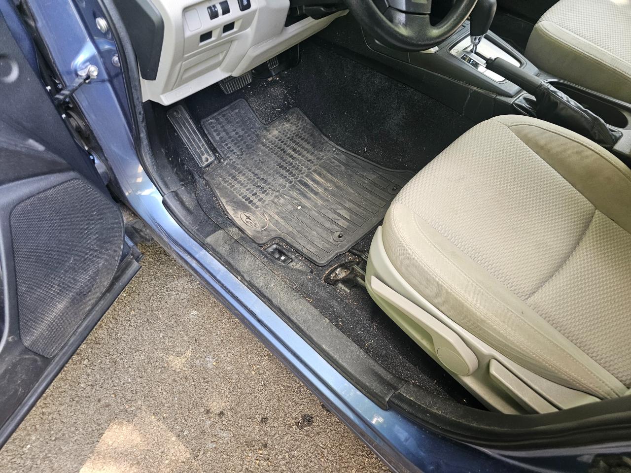 Subaru Forester 4dr CVT 2.5i PZEV 2015
