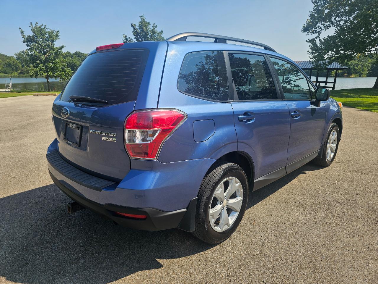 Subaru Forester 4dr CVT 2.5i PZEV 2015
