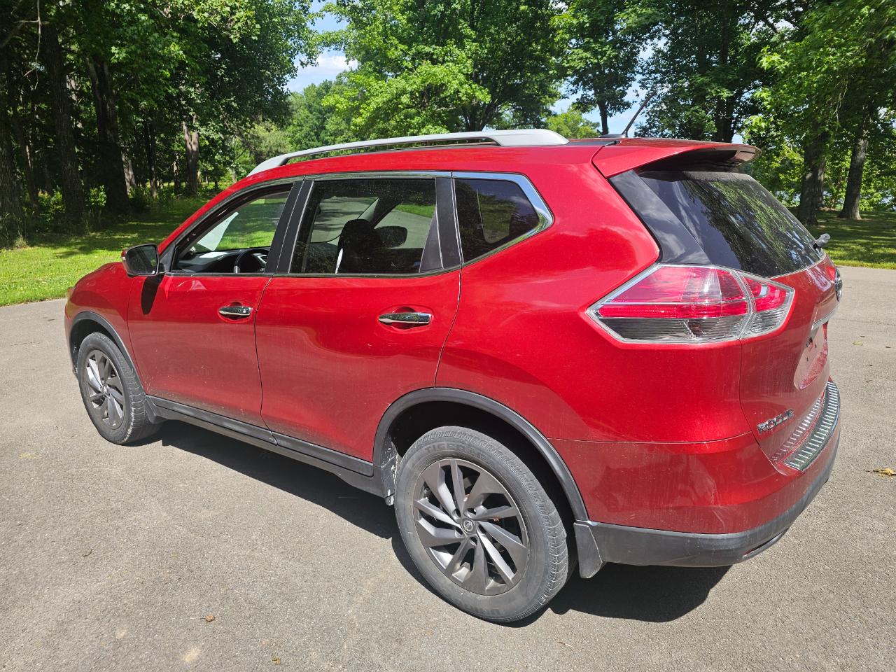 Nissan Rogue AWD 4dr SL 2016