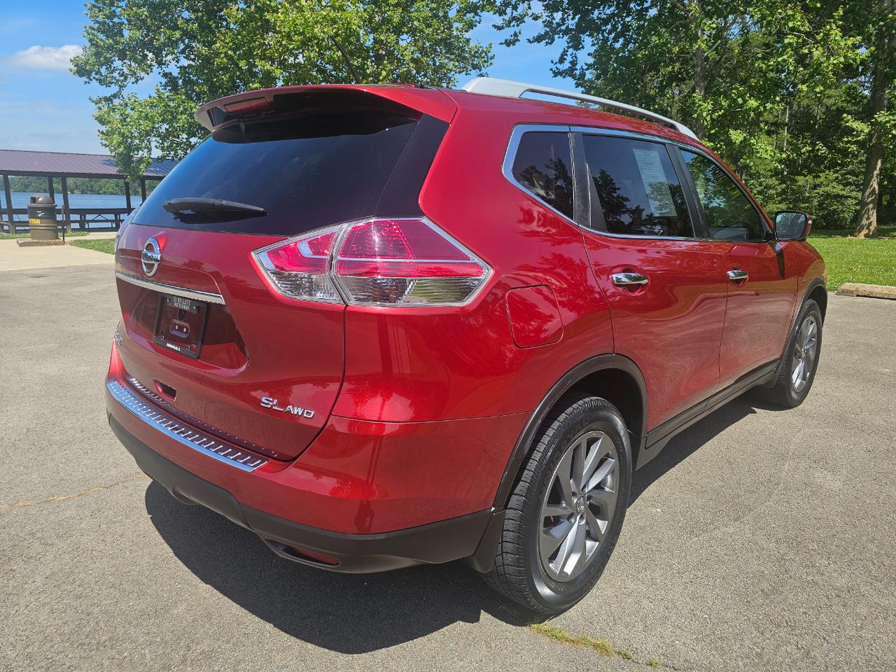 Nissan Rogue AWD 4dr SL 2016