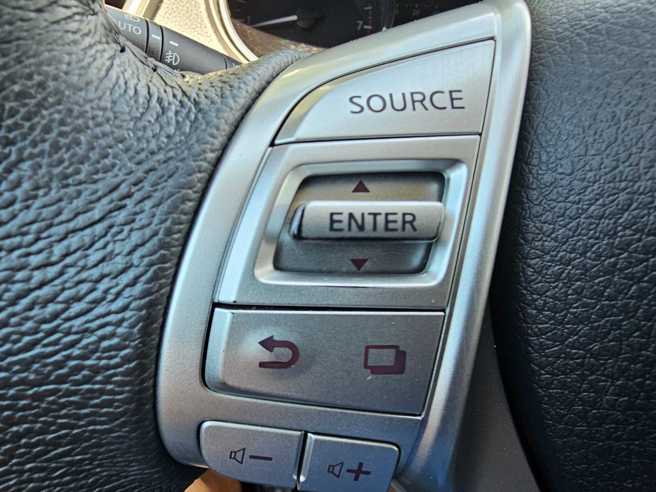 Nissan Rogue AWD 4dr SL 2016
