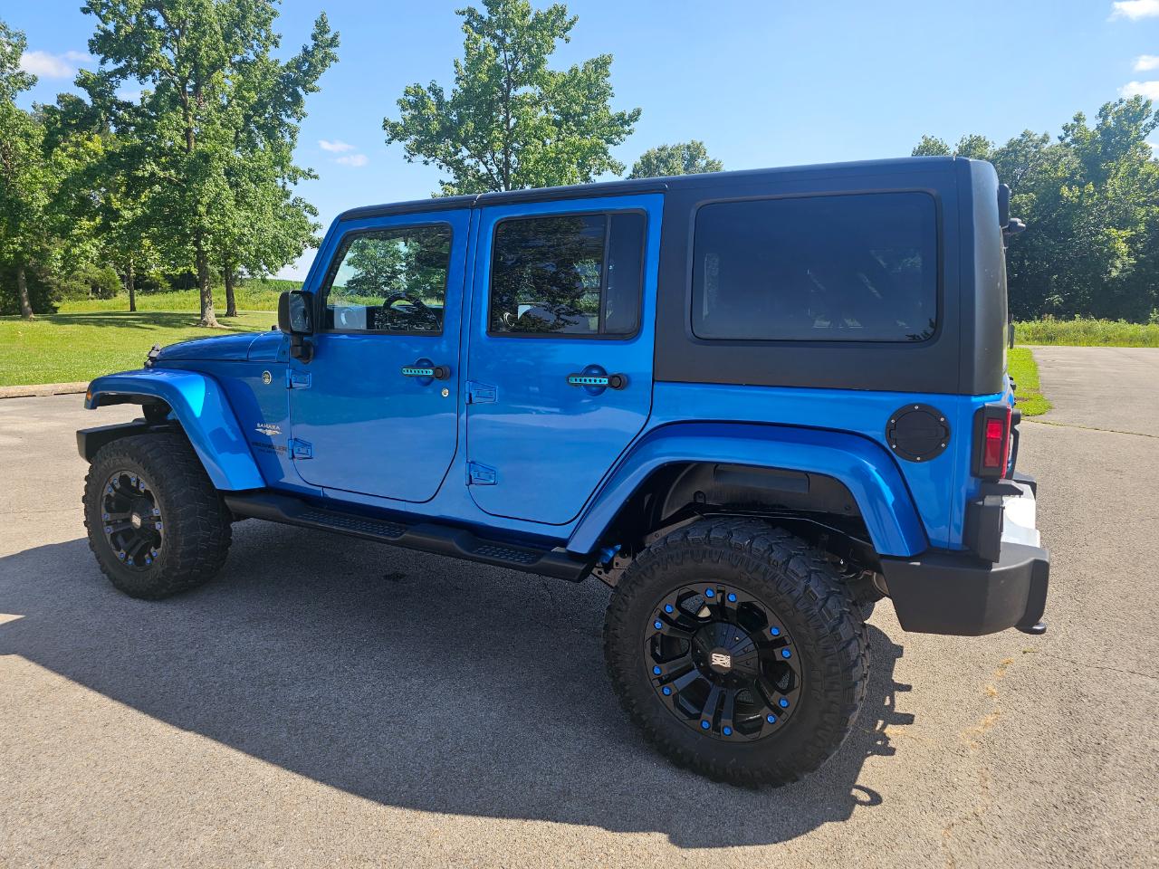 Jeep Wrangler Unlimited 4WD 4dr Sahara 2015