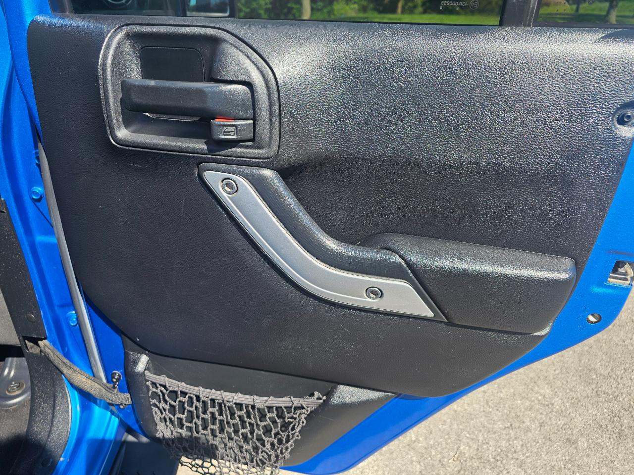 Jeep Wrangler Unlimited 4WD 4dr Sahara 2015