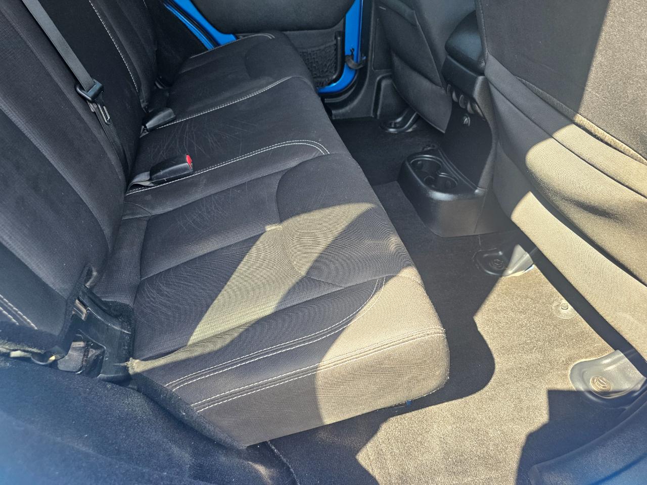 Jeep Wrangler Unlimited 4WD 4dr Sahara 2015
