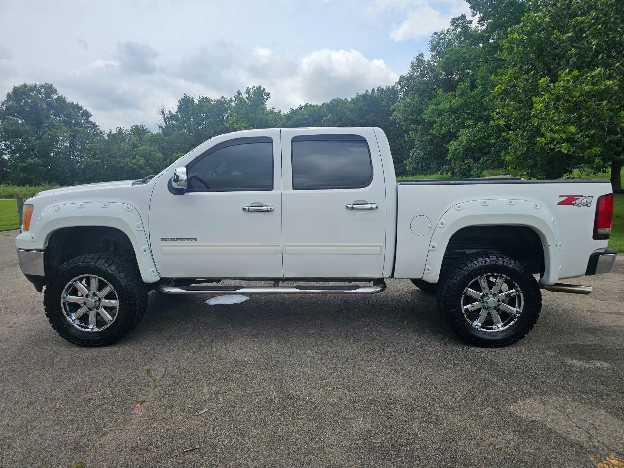 GMC Sierra 1500 4WD Crew Cab 143.5" SLE 2011