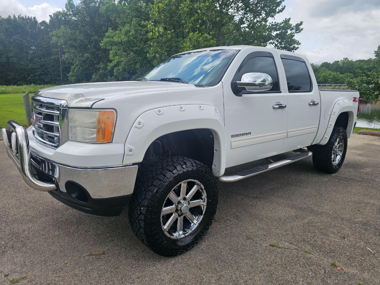GMC Sierra 1500 4WD Crew Cab 143.5" SLE 2011