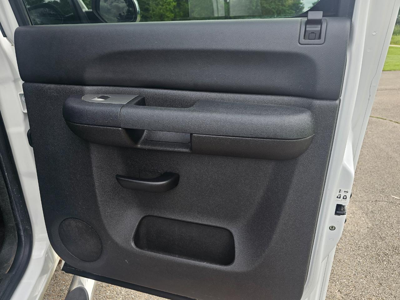 GMC Sierra 1500 4WD Crew Cab 143.5" SLE 2011