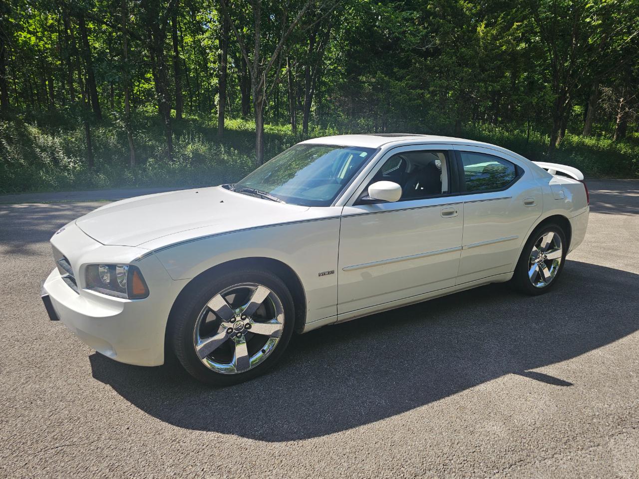 Dodge Charger 4dr Sdn R/T RWD 2010