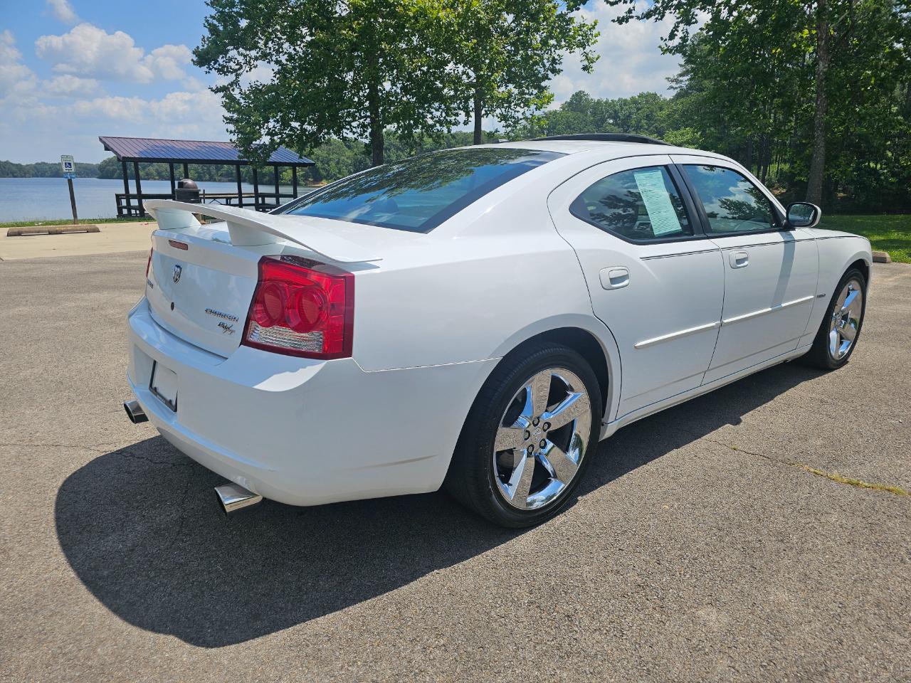 Dodge Charger 4dr Sdn R/T RWD 2010
