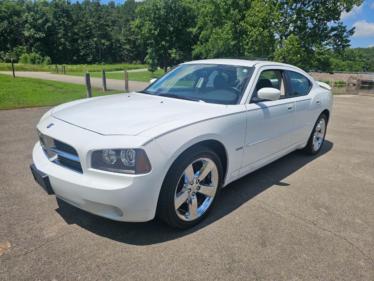 Dodge Charger 4dr Sdn R/T RWD 2010