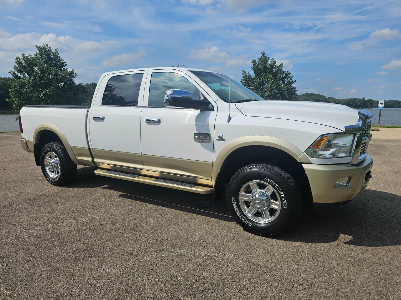 RAM 2500 4WD Crew Cab 149" Laramie Longhorn 2012