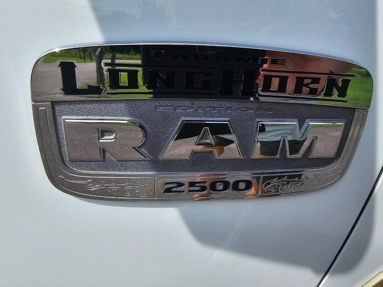 RAM 2500 4WD Crew Cab 149" Laramie Longhorn 2012