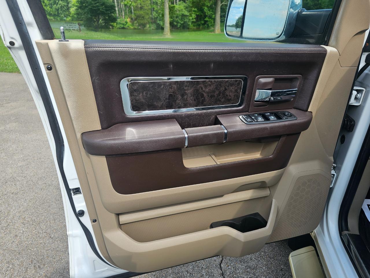 RAM 2500 4WD Crew Cab 149" Laramie Longhorn 2012