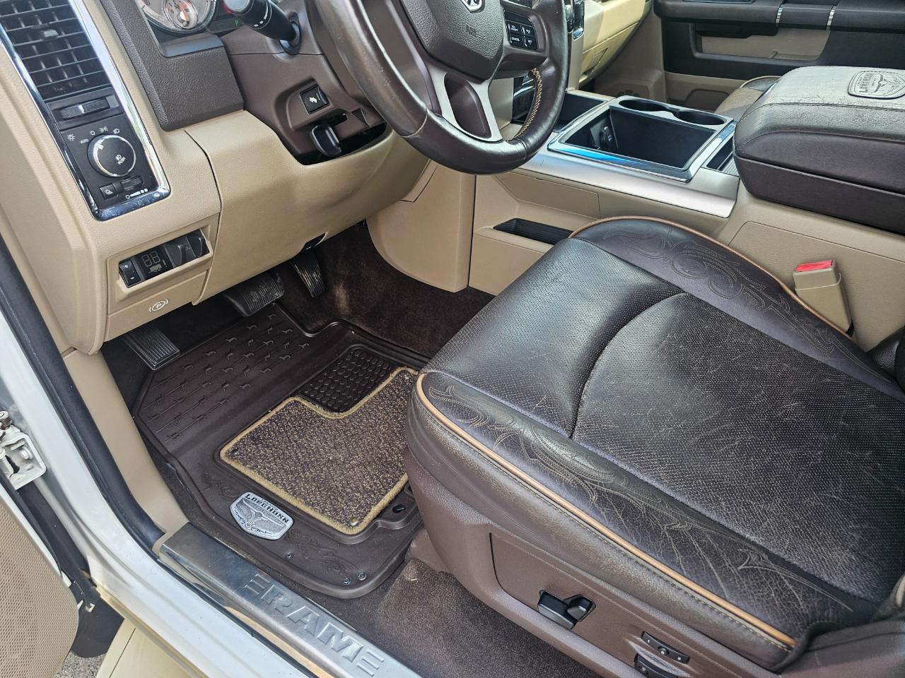 RAM 2500 4WD Crew Cab 149" Laramie Longhorn 2012
