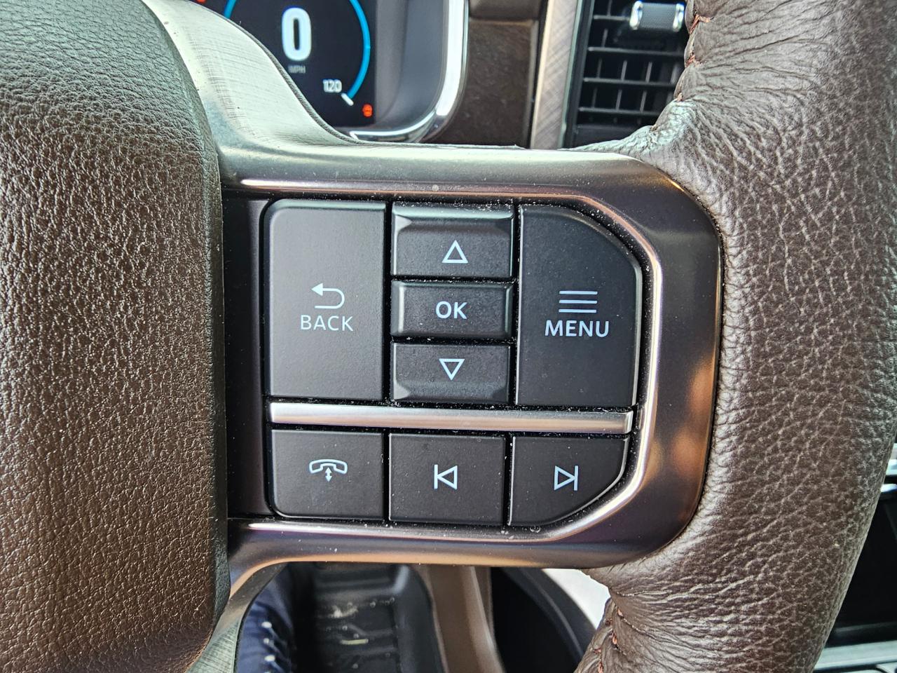 Ford F-150 King Ranch 4WD SuperCrew 5.5' Box 2023